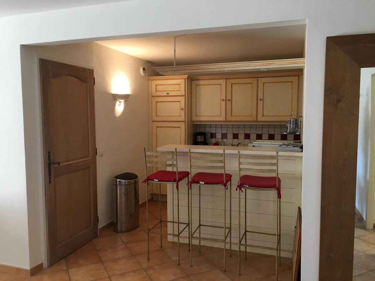 Sainte-Maxime - 3 Bedroom Apartment, Air Conditioned, Outdoor Terrace, Swimming Pool エクステリア 写真